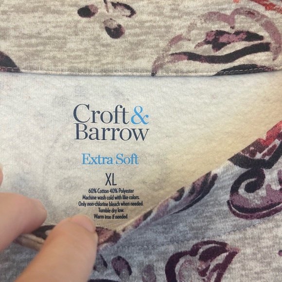 Croft & Barrow Women’s Floral Long Sleeve Top - Picture 7 of 7